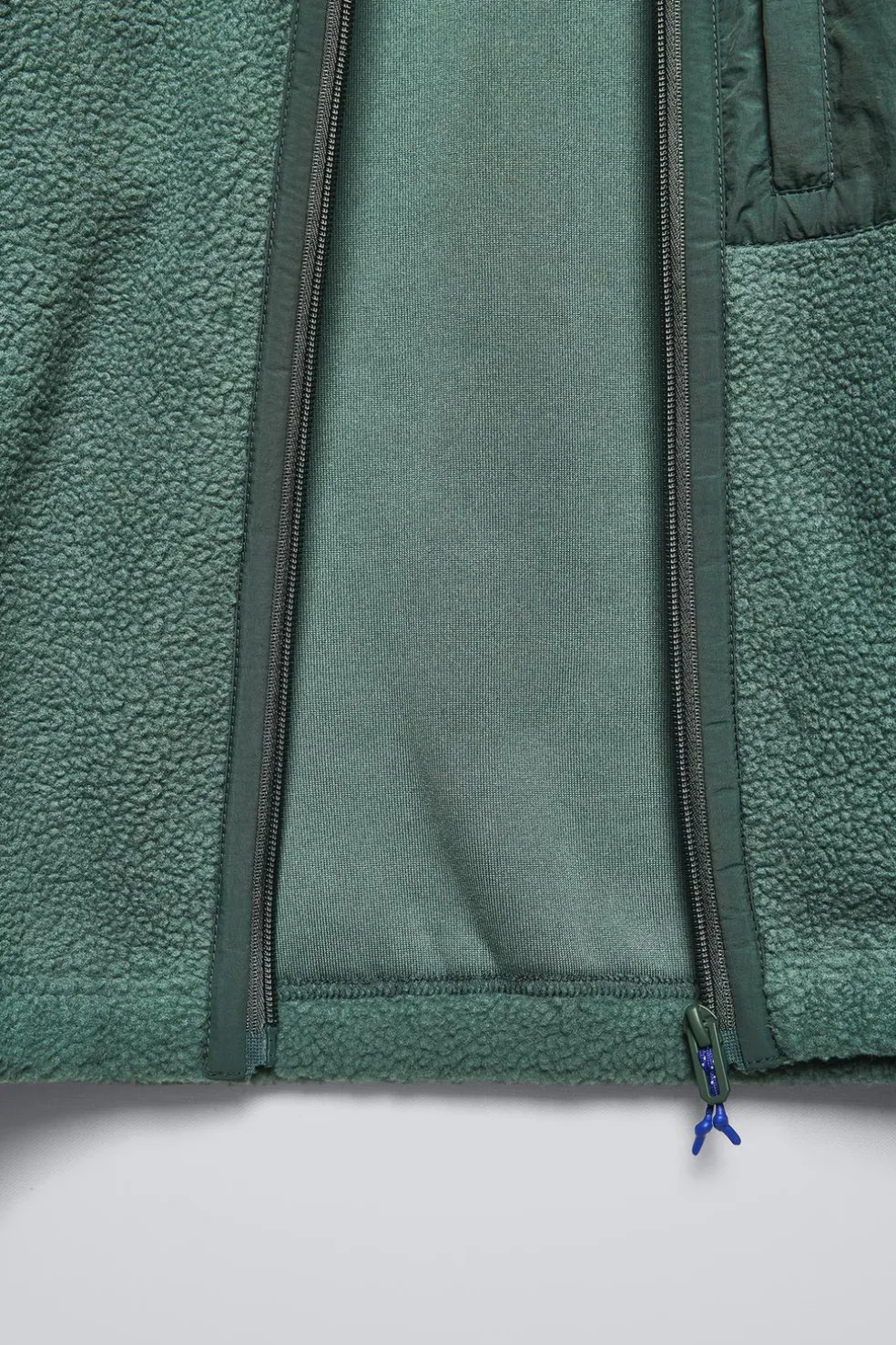 CASACO POLAR CONTRASTE-ZARA Fashion