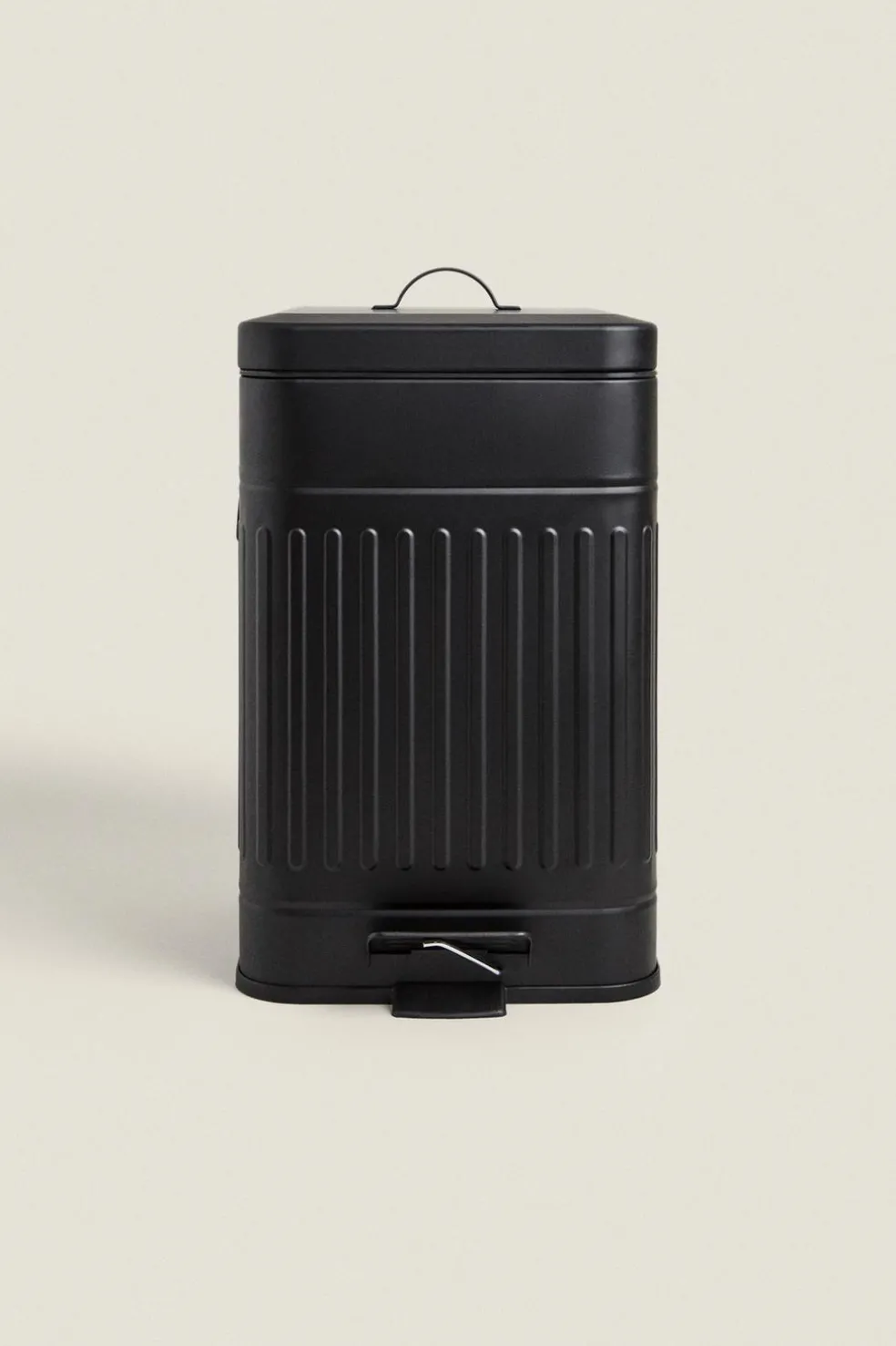 ZARA Lavandarias / Limpeza|Lavandarias / Limpeza^CESTO DE LIXO COZINHA PEQUENO Preto