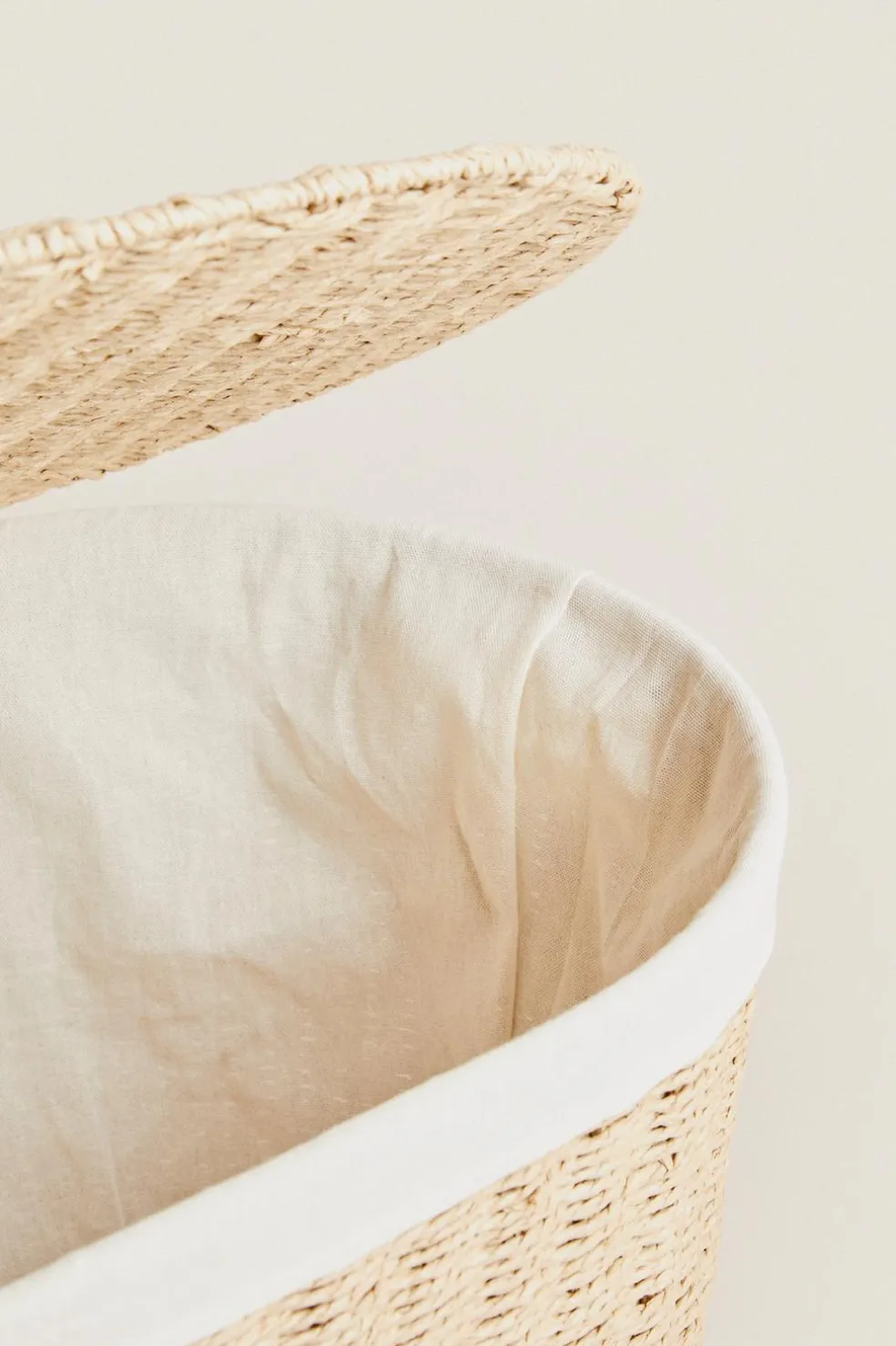 ZARA Lavandarias / Limpeza|Lavandarias / Limpeza^CESTO DE ROUPA OVAL TECIDO INTERIOR Bege-claro