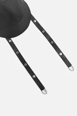 ZARA Acessórios^CHAPÉU BUCKET TÉCNICO X NANUSHKA Preto
