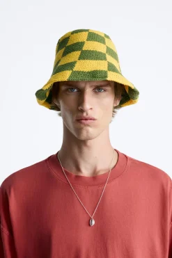 ZARA Acessórios^CHAPÉU EM CROCHÉ AOS QUADROS Multicolor