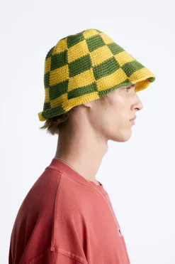 ZARA Acessórios^CHAPÉU EM CROCHÉ AOS QUADROS Multicolor
