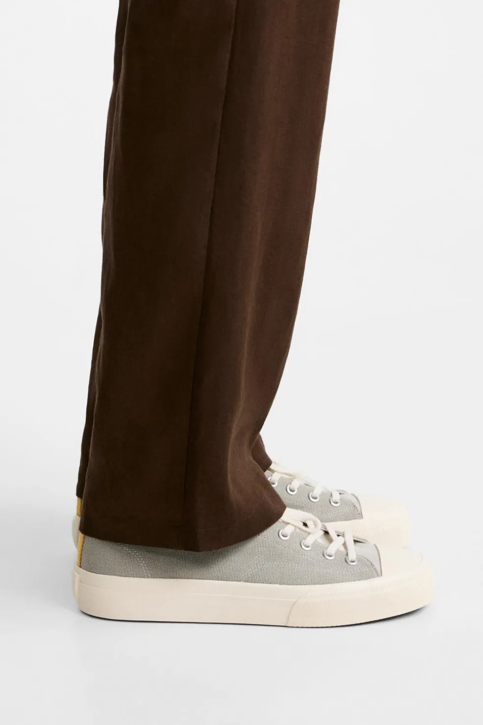 ZARA Desportivos|Sapatos^CHINELO DE TECIDO Caqui-claro