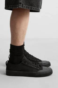 ZARA Desportivos|Sapatos^CHINELO DE TECIDO Preto