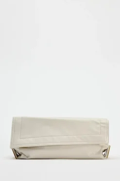 ZARA Malas^CLUTCH COM DETALHE METÁLICO Cru