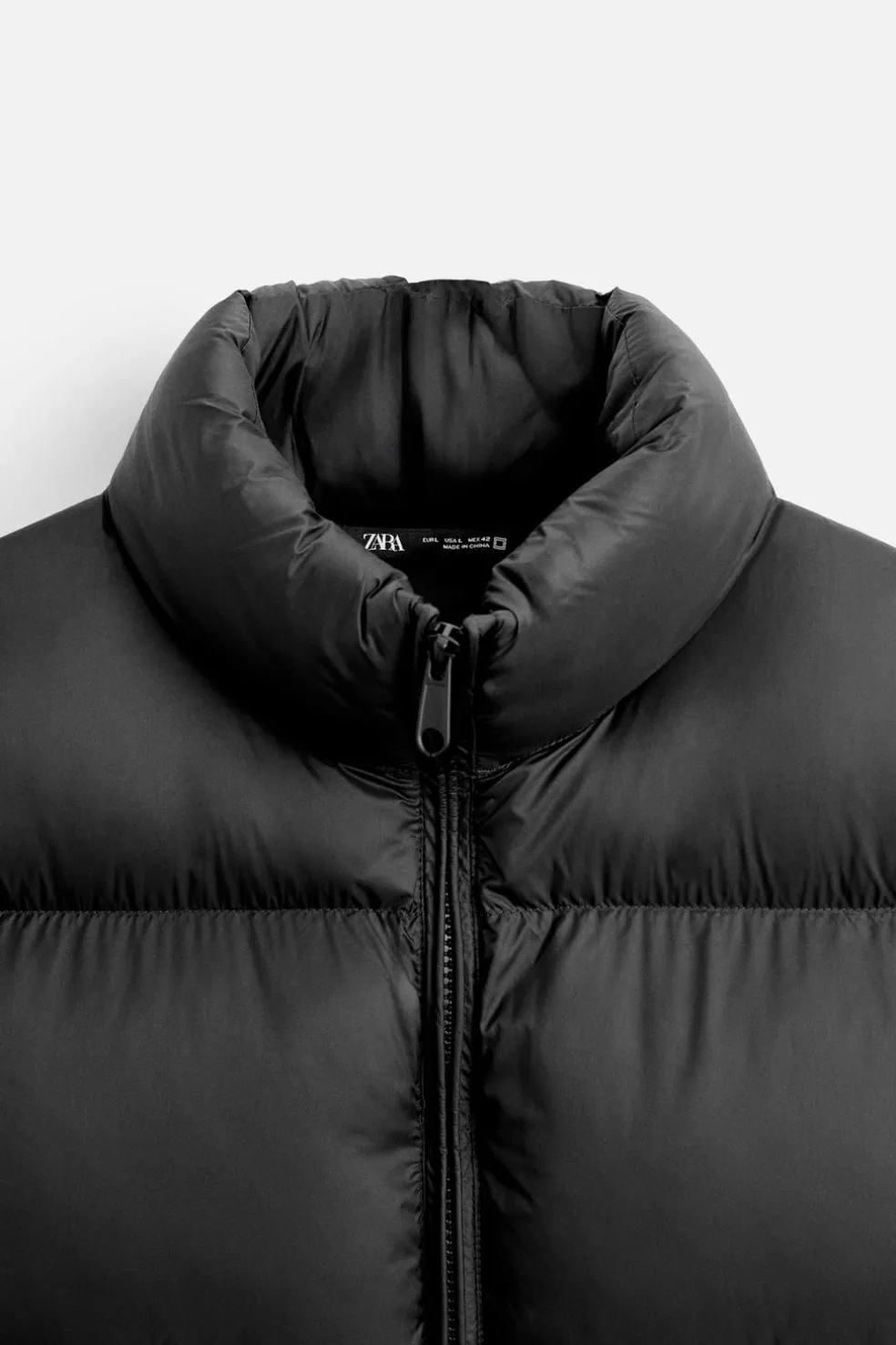 ZARA Vestuário De Inverno|Blusões^COLETE ACOLCHOADO Preto