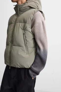 ZARA Blusões|Coletes^COLETE ACOLCHOADO EFEITO DE CAUCHO COM CAPUZ Verde