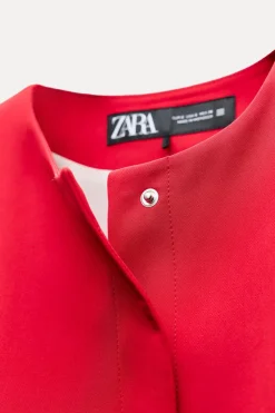 ZARA Blazers / Coletes^COLETE DECOTE REDONDO Vermelho