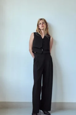 ZARA Blazers / Coletes^COLETE DUPLO COM PRESILHA Preto