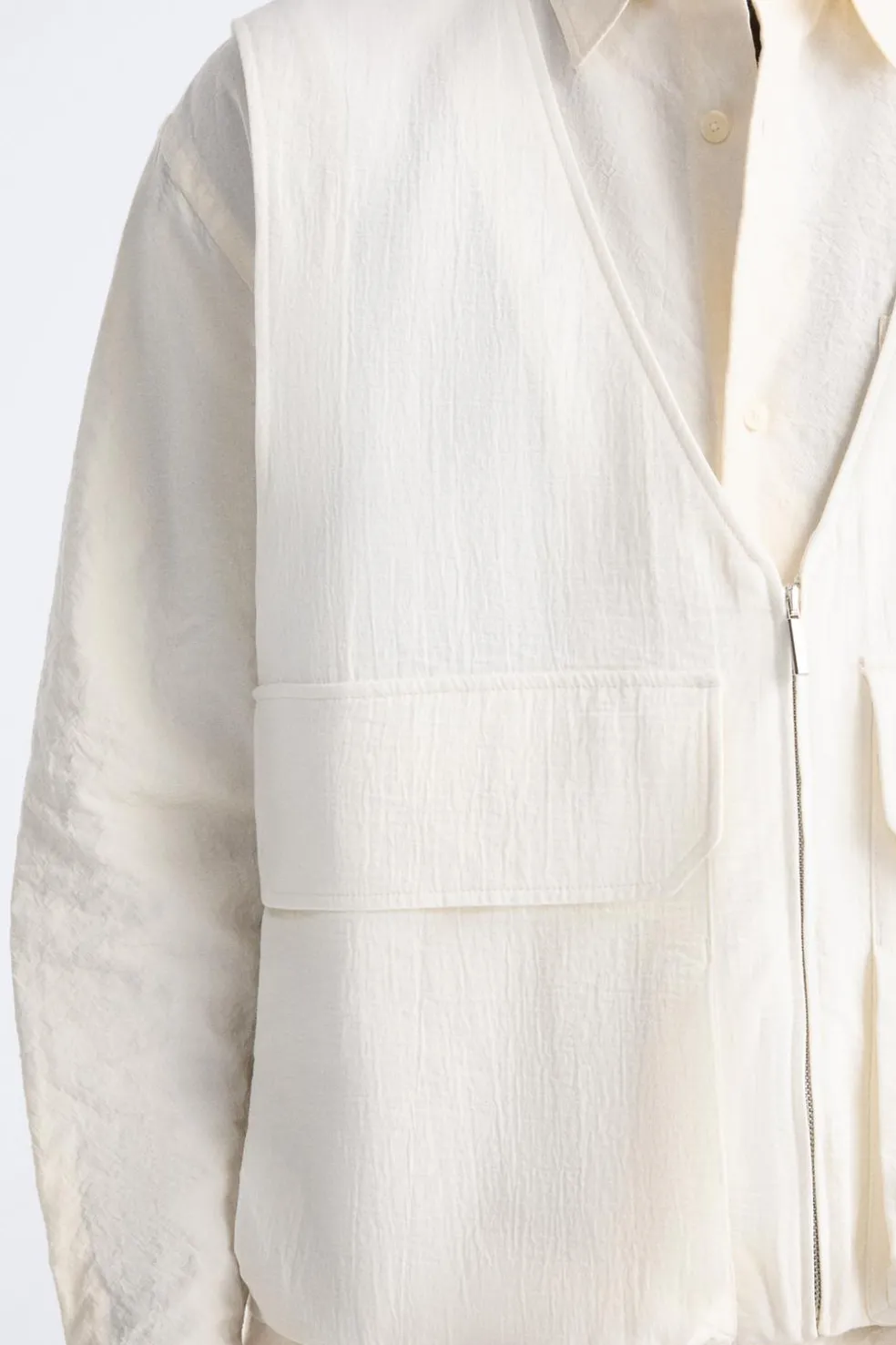 ZARA Coletes^COLETE EFEITO ENRUGADO Branco-marfim
