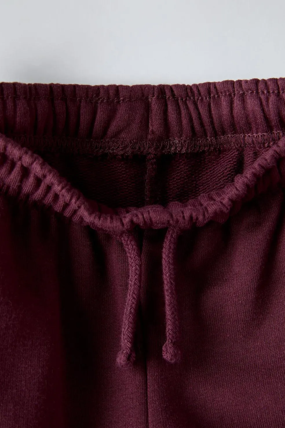 CONJUNTO COM BORDADO DE SWEATSHIRT E CALÇAS JOGGER-ZARA Sale