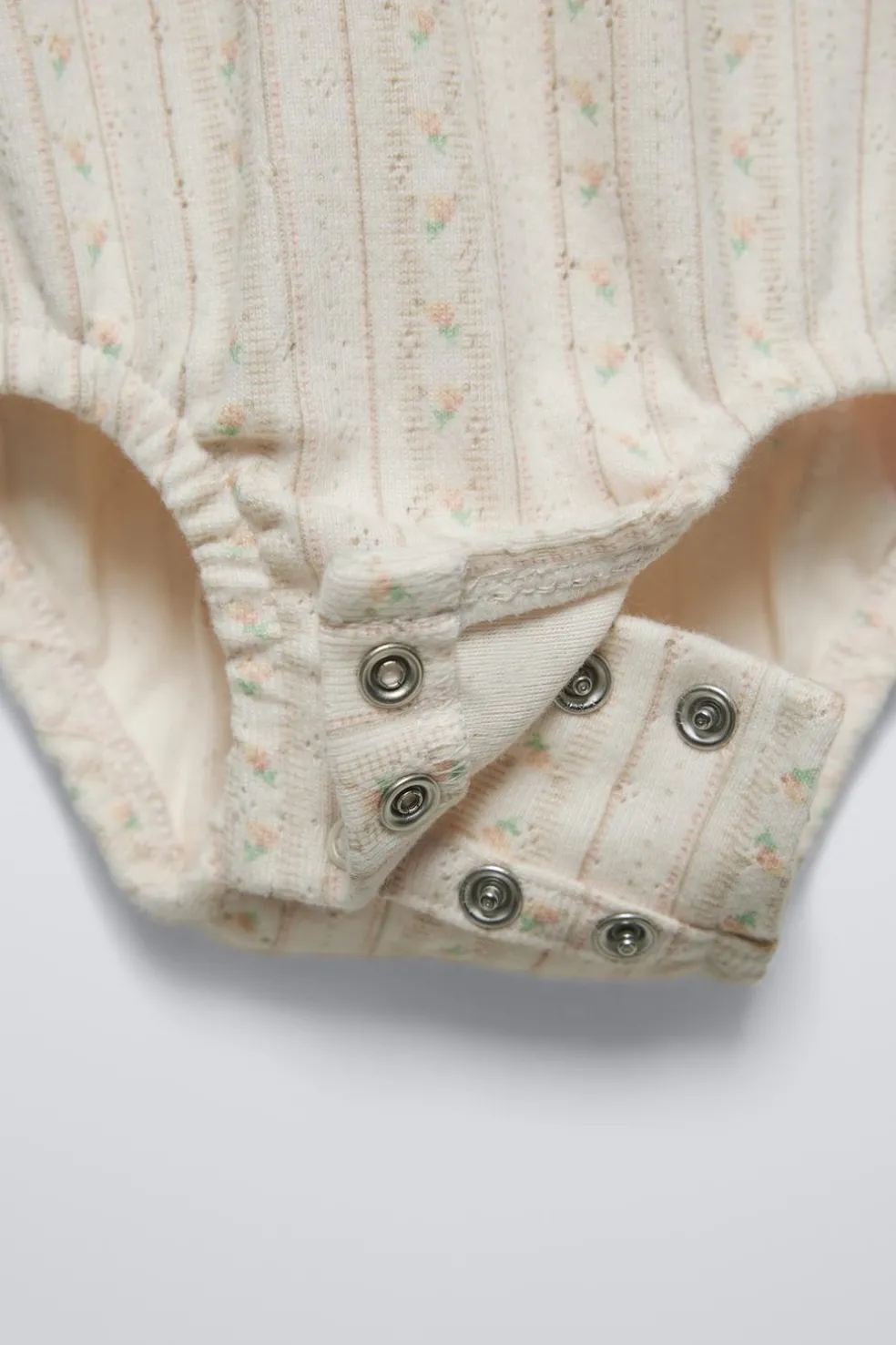 CONJUNTO DE BODY E LEGGINGS POINTEILLE COM FLOREZINHAS-ZARA Sale