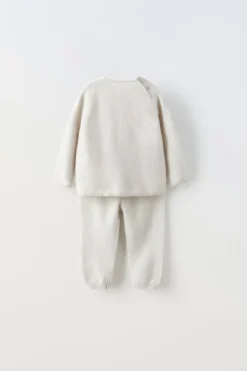 CONJUNTO DE CAMISOLA E CALÇAS 100% CAXEMIRA-ZARA New