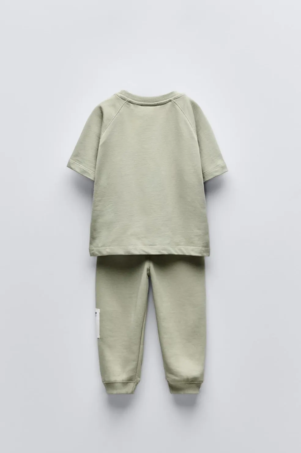 CONJUNTO DE JOGGING COM SWEATSHIRT E CALÇAS-ZARA Shop