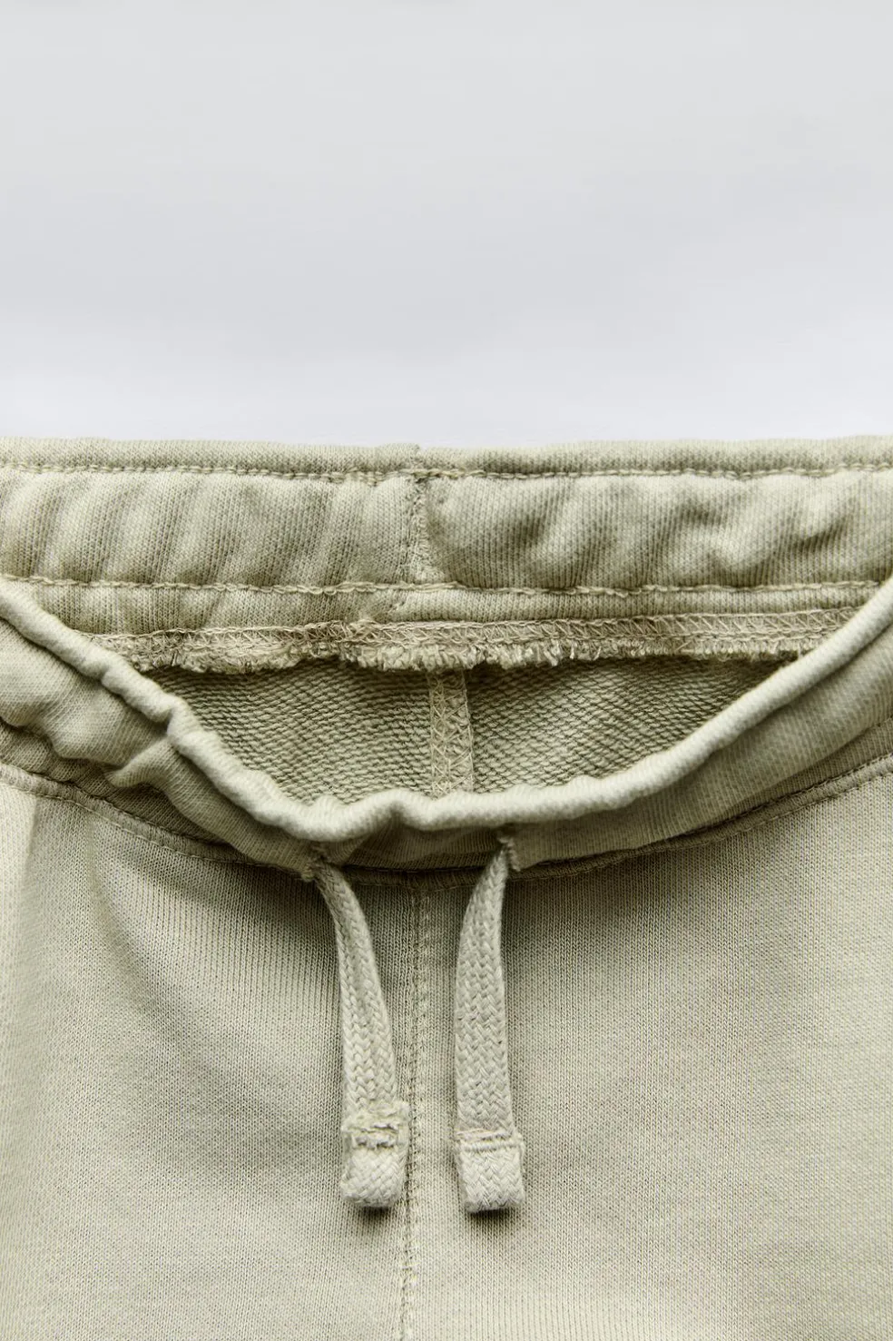 CONJUNTO DE JOGGING COM SWEATSHIRT E CALÇAS-ZARA Shop