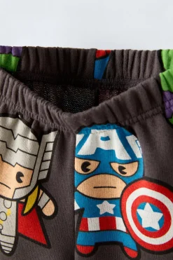 CONJUNTO DE JOGGING T-SHIRT E CALÇÕES BERMUDA AVENGERS © MARVEL-ZARA Hot