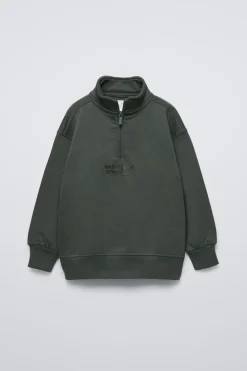 CONJUNTO DE SWEAT E JOGGERS COM TEXTO EM RELEVO-ZARA New