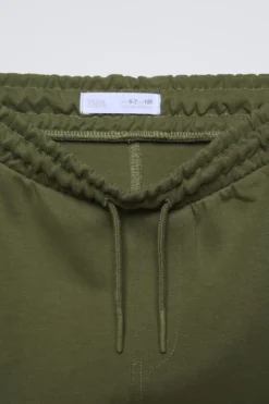 CONJUNTO DE SWEATSHIRT E CALÇAS JOGGER COM MENSAGEM BORDADA-ZARA Fashion