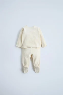 CONJUNTO DE TERRYCLOTH, T-SHIRT E POLAINA-ZARA Fashion