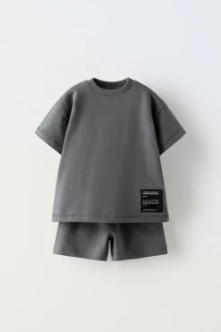 CONJUNTO EM FELPA DE T-SHIRT E CALÇÕES BERMUDA ETIQUETA-ZARA Online