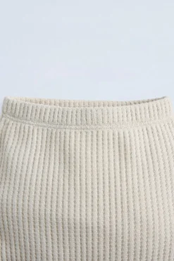 CONJUNTO ESTRUTURADO DE T-SHIRT E POLAINA-ZARA Shop
