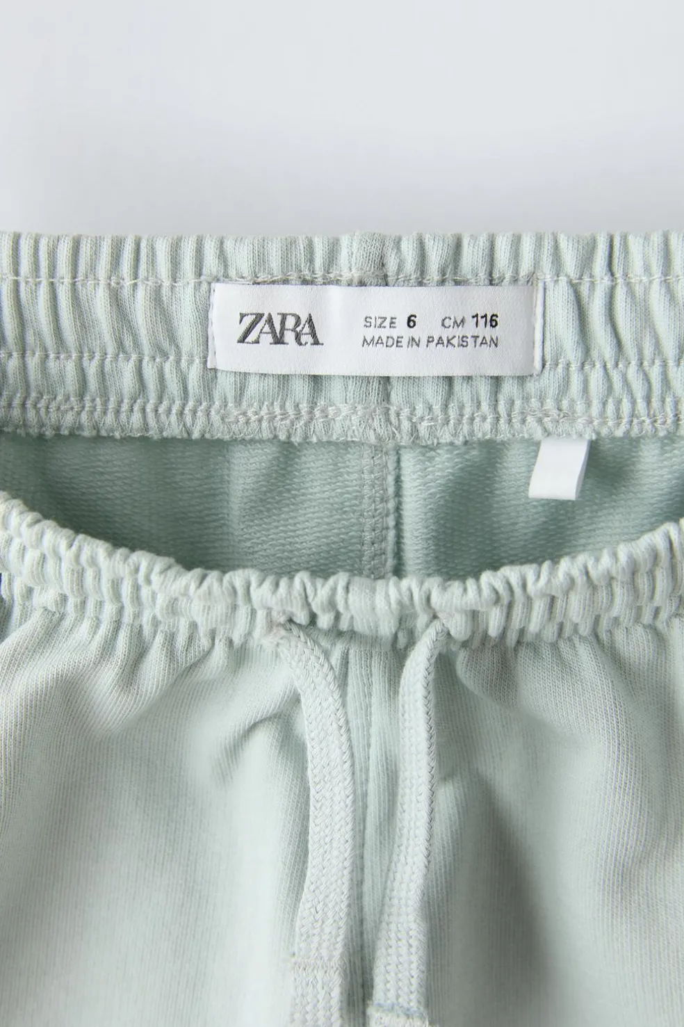 CONJUNTO FELPA T-SHIRT E CALÇÕES BERMUDA BORDADO-ZARA Sale