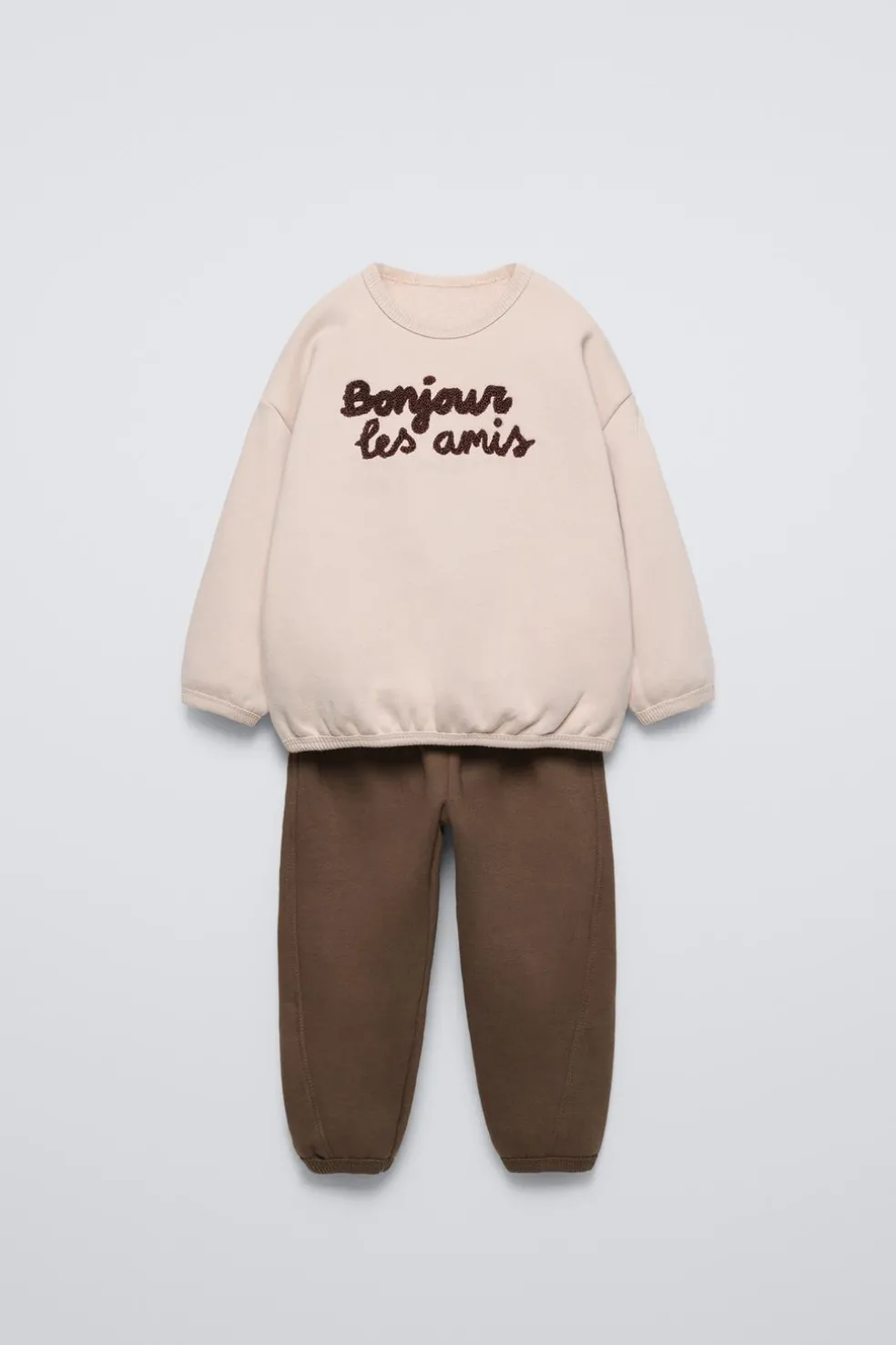 CONJUNTO JOGGING DE SWEATSHIRT E JOGGERS COM TEXTO EM FELPA-ZARA Fashion