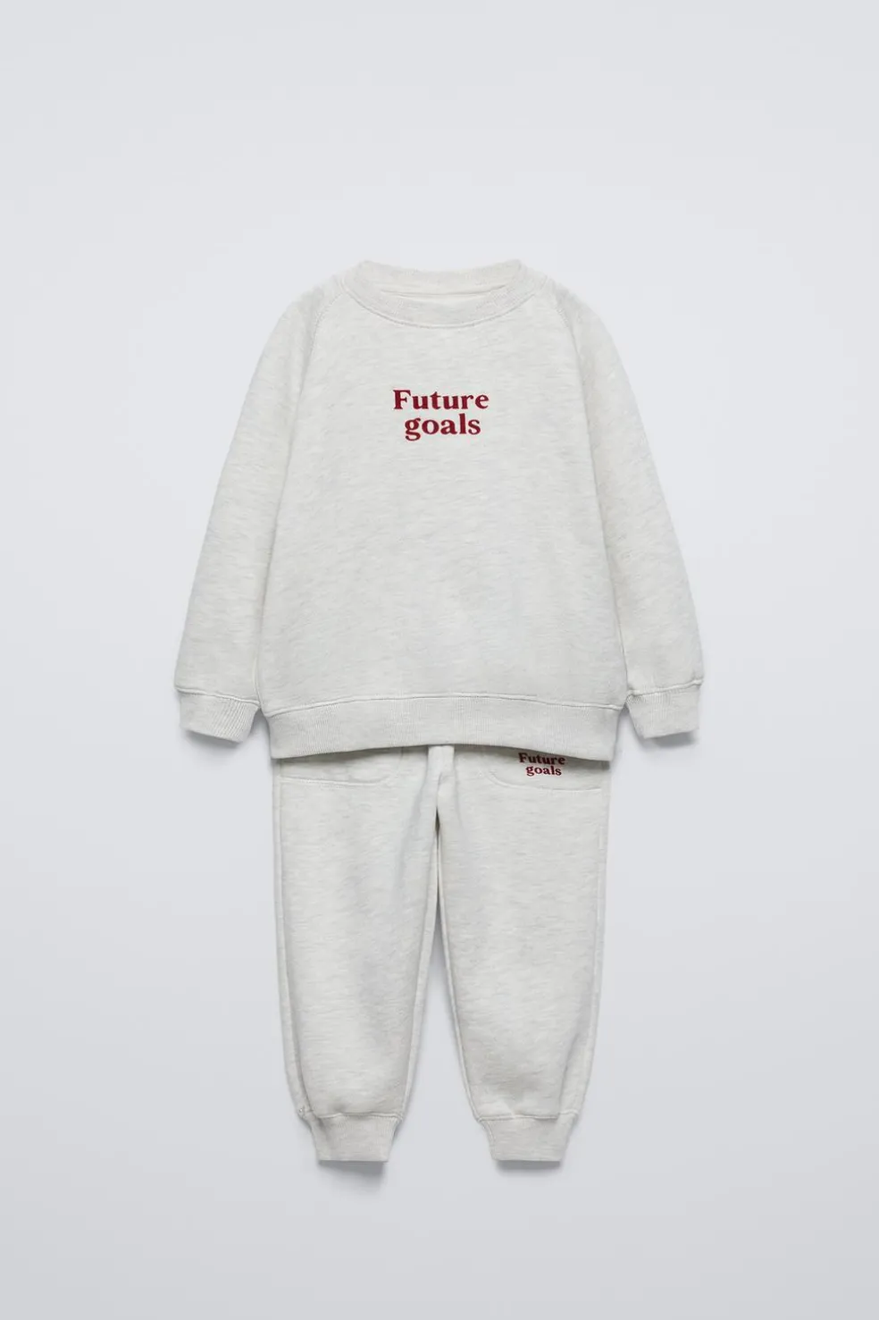 CONJUNTO JOGGING DE SWEATSHIRT E CALÇAS COM MENSAGEM FLOCKED-ZARA Online