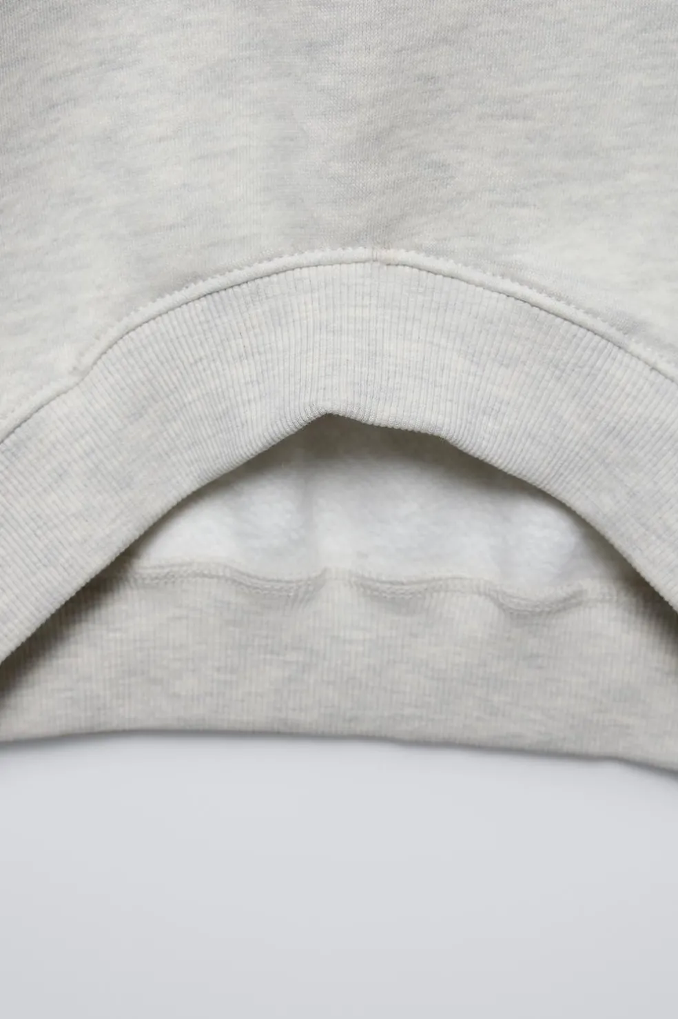 CONJUNTO JOGGING DE SWEATSHIRT E CALÇAS COM MENSAGEM FLOCKED-ZARA Online