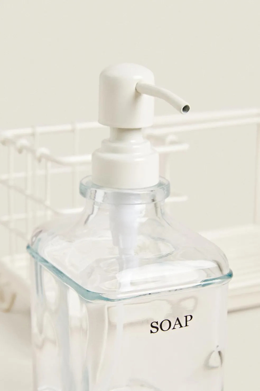 ZARA Lavandarias / Limpeza|Lavandarias / Limpeza^ESTRUTURA METÁLICA BRANCA Creme