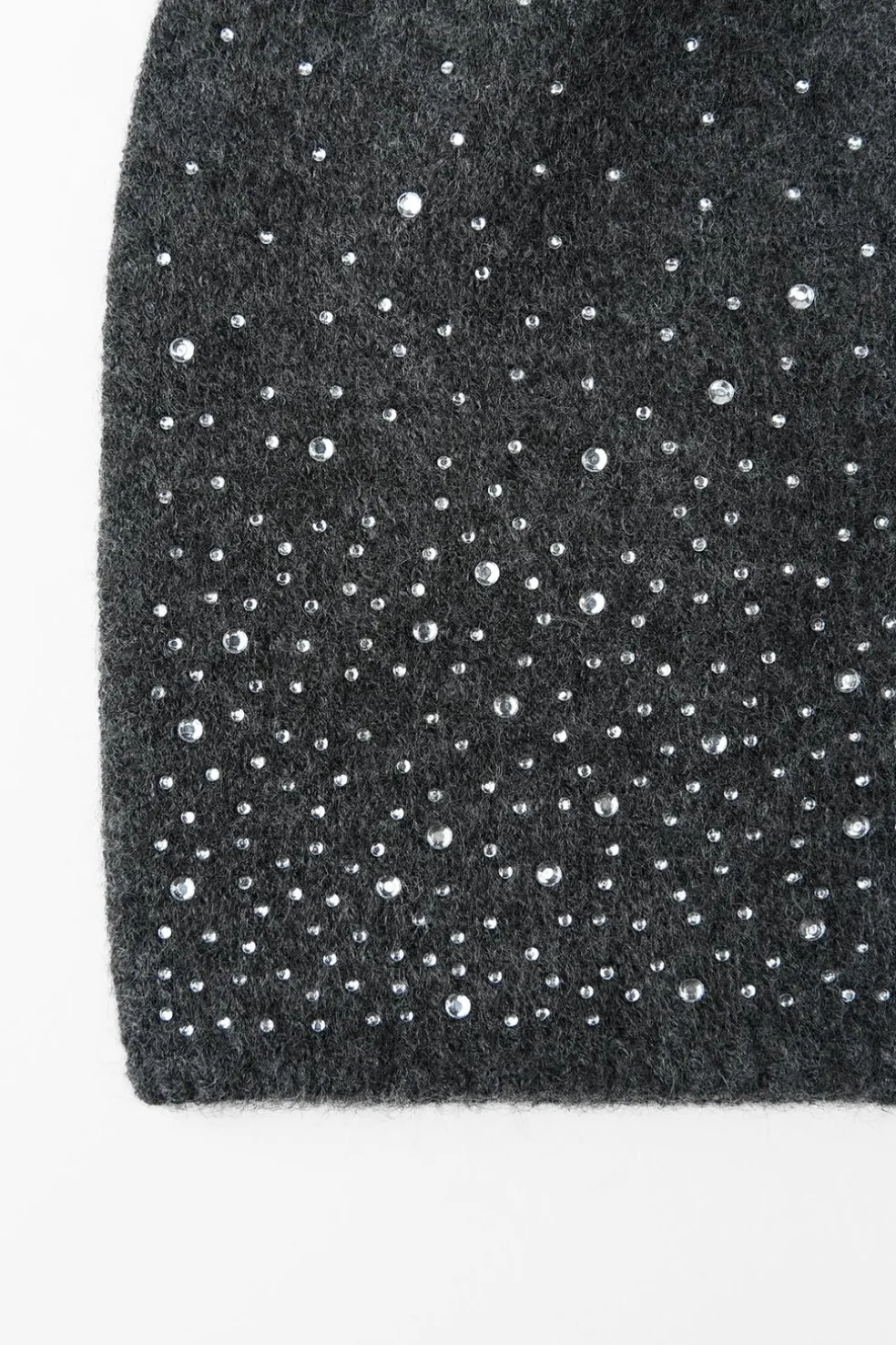 ZARA Winter Layersnew|Acessórios / Bijuteria^GORRO BEANIE COM STRASS Cinzento-antracite