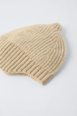 GORRO DE MALHA-ZARA New