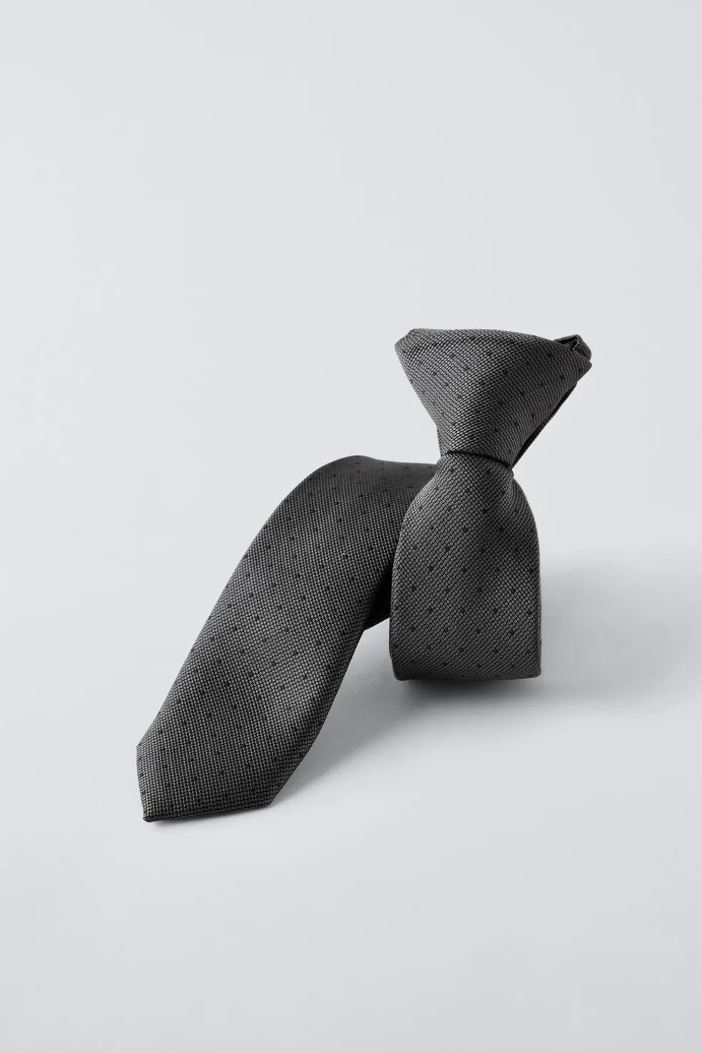 GRAVATA COM ESTAMPADO ÀS BOLINHAS-ZARA Shop