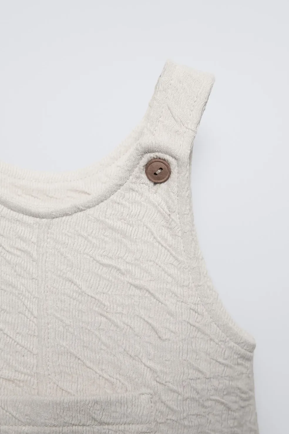 JARDINEIRAS COM ESTRUTURA E BOLSO-ZARA Shop