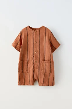 JARDINEIRAS ÀS RISCAS COM TEXTURA-ZARA Discount