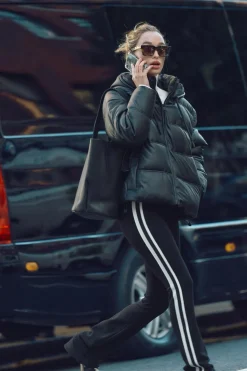 ZARA Winter Layersnew|Calças^LEGGINGS À BOCA DE SINO COM FAIXA LATERAL Preto