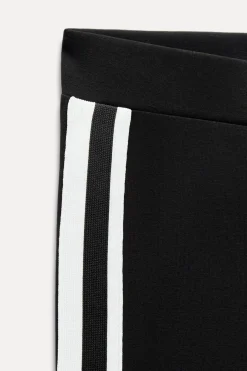 ZARA Winter Layersnew|Calças^LEGGINGS À BOCA DE SINO COM FAIXA LATERAL Preto
