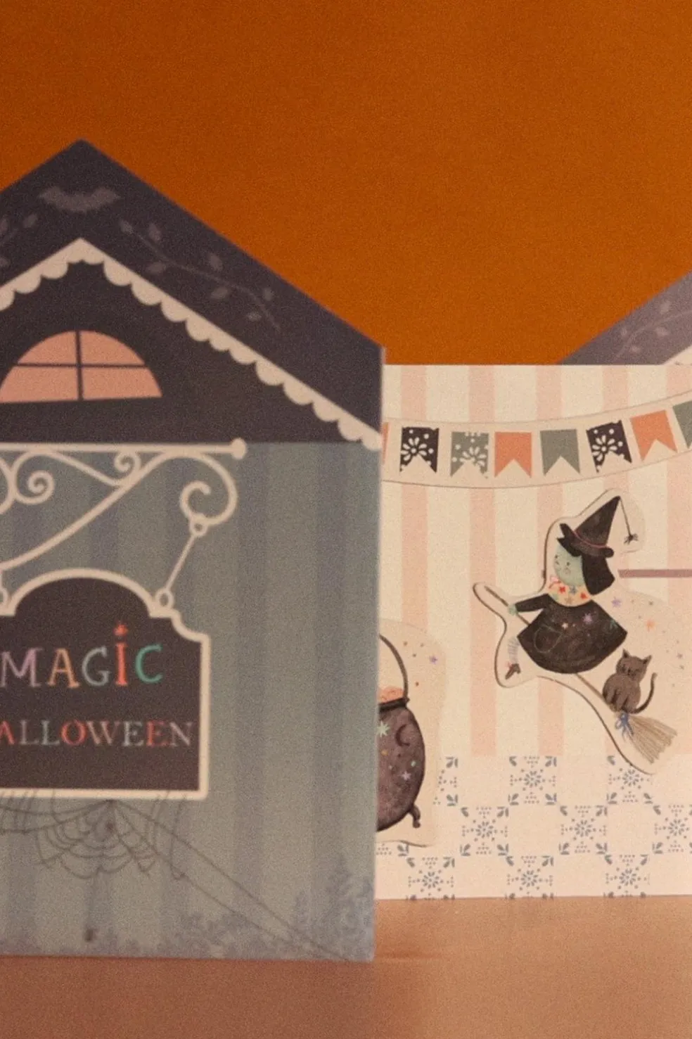 LIVRO INFANTIL MAGNÉTICO HALLOWEEN-ZARA Fashion