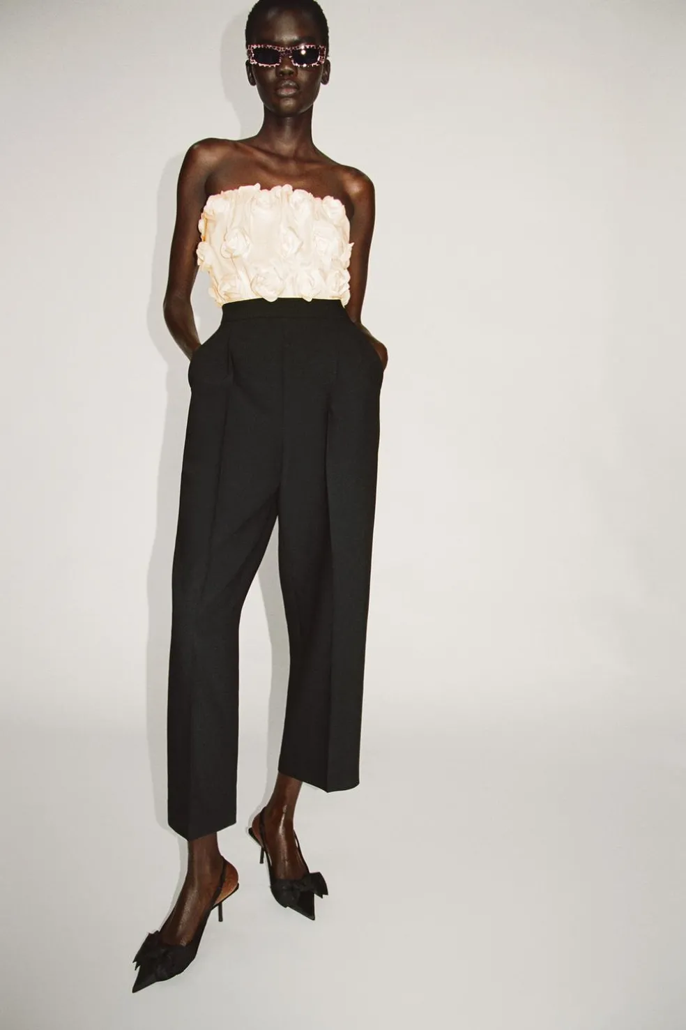ZARA Vestidos^MACACÃO COMBINADO ESTRUTURA FLORES Cru