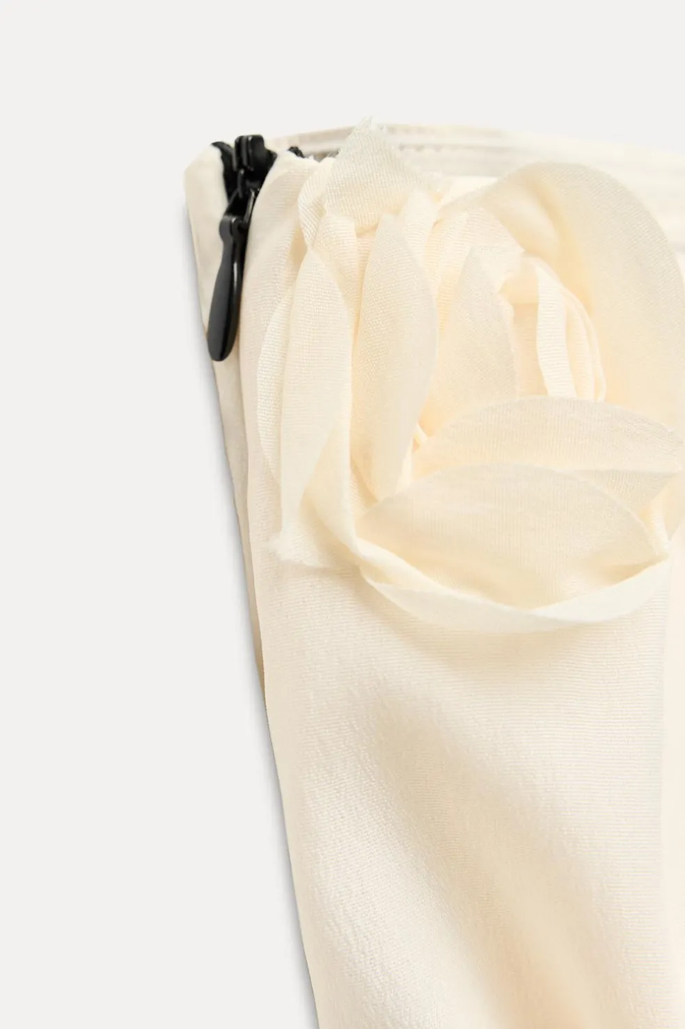ZARA Vestidos^MACACÃO COMBINADO ESTRUTURA FLORES Cru