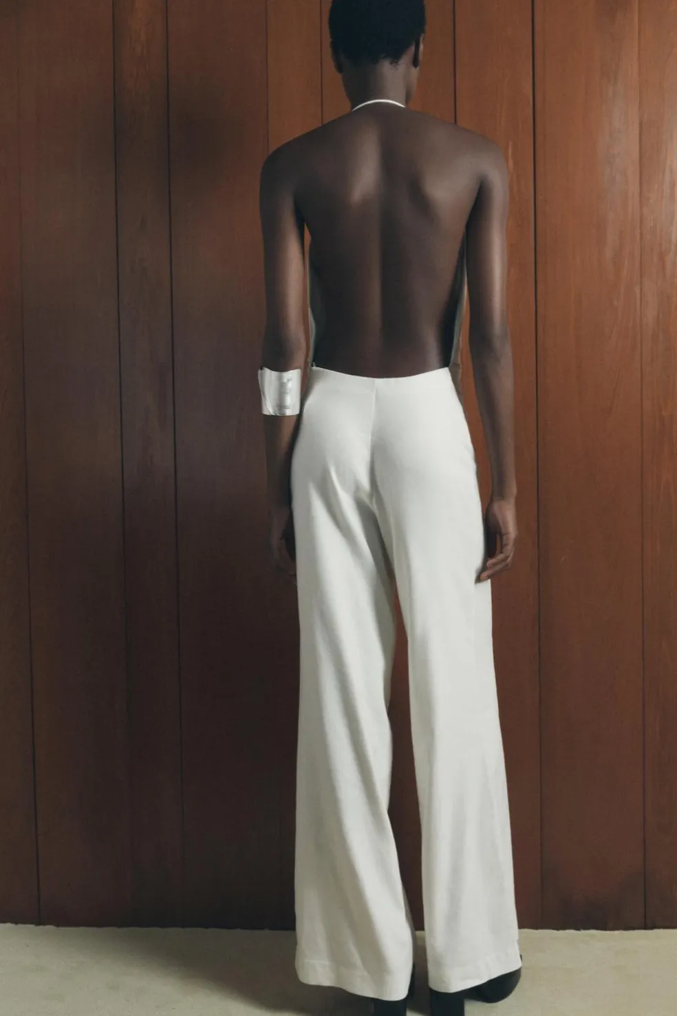 ZARA Vestidos^MACACÃO COMPRIDO DE ESTILO RÚSTICO Branco-marfim