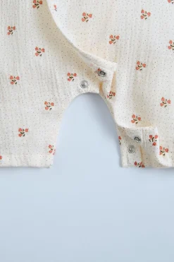 MACACÃO CRUZADO EM CREPE COM FLORZINHAS-ZARA Hot