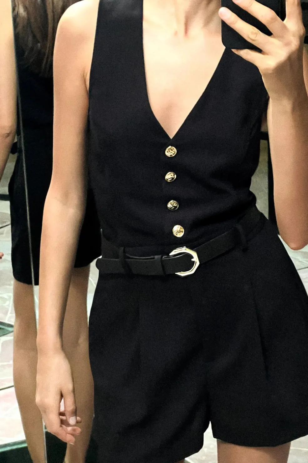 ZARA Vestidos^MACACÃO CURTO COM CINTO Preto