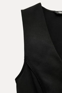 ZARA Vestidos^MACACÃO CURTO COM CINTO Preto