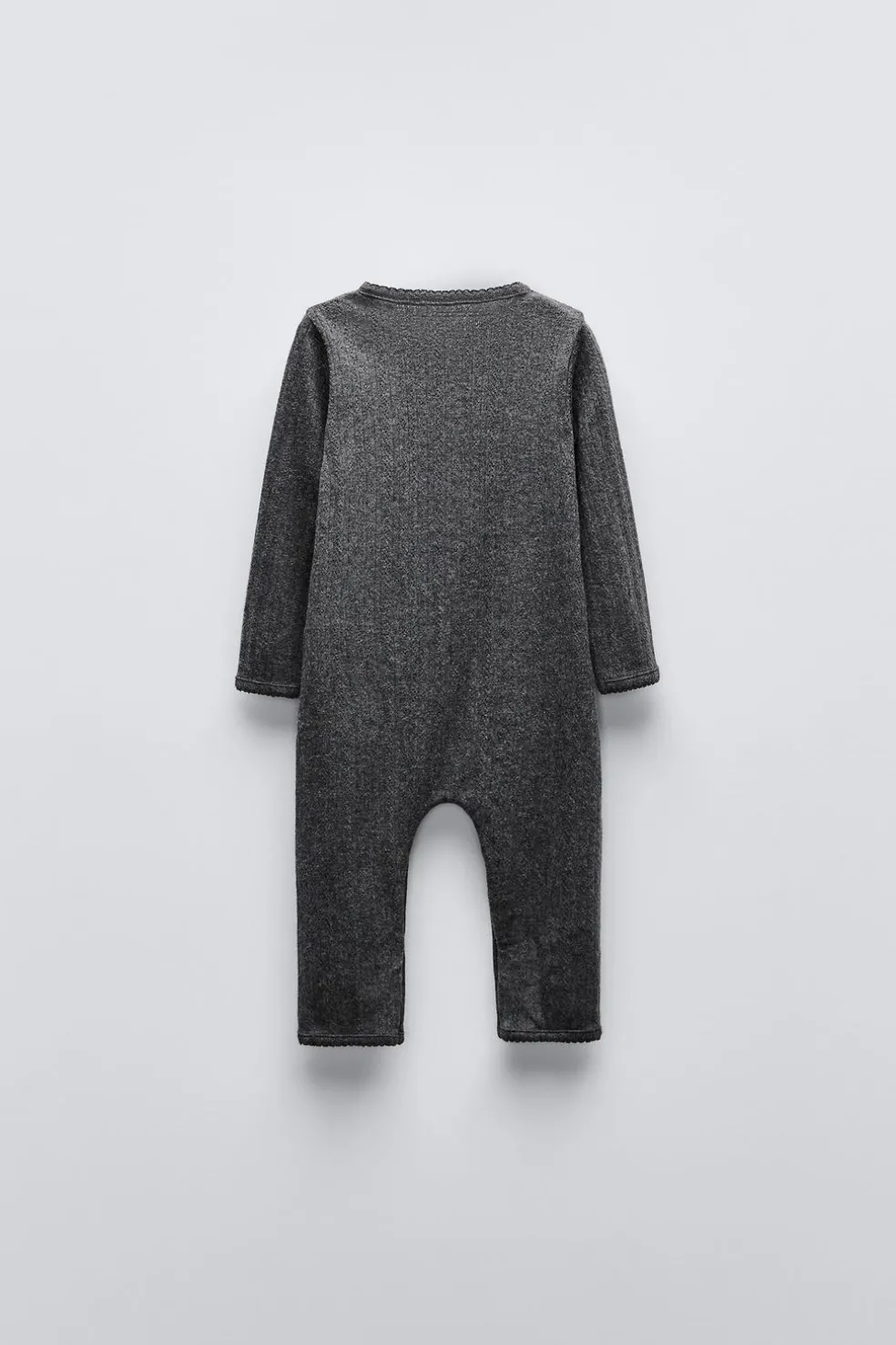 MACACÃO DE MALHA RENDILHADO-ZARA Online
