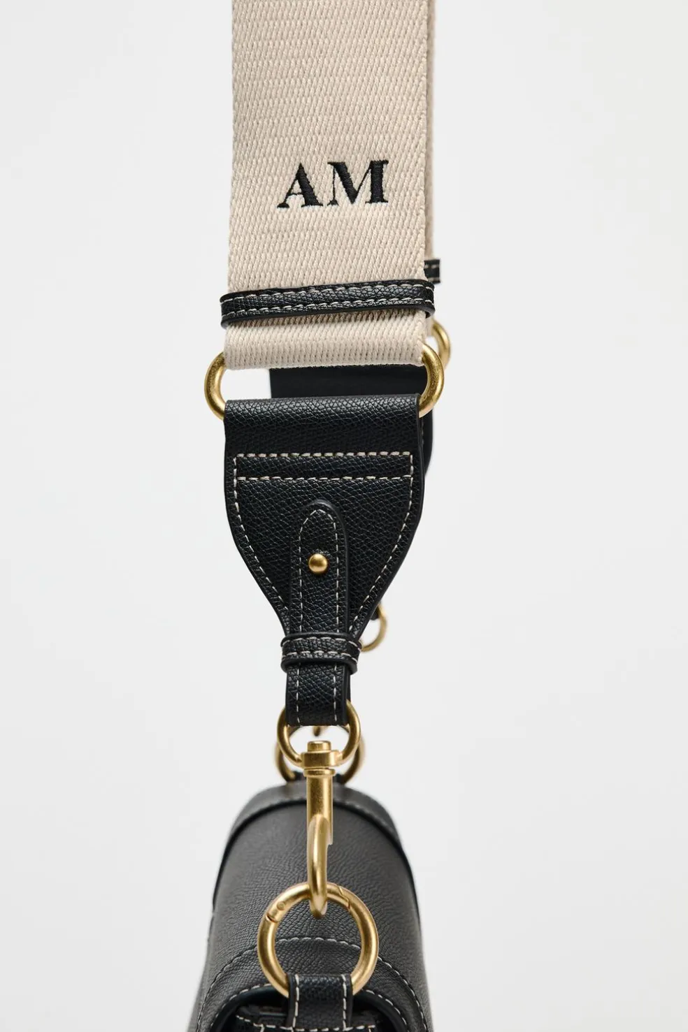 ZARA Malas^MALA A TIRACOLO COM PESPONTO EM CONTRASTE Preto
