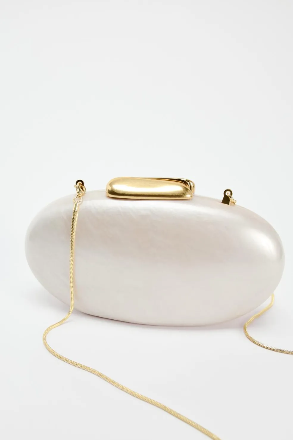 ZARA Malas^MALA CAIXA FECHO DOURADO branco