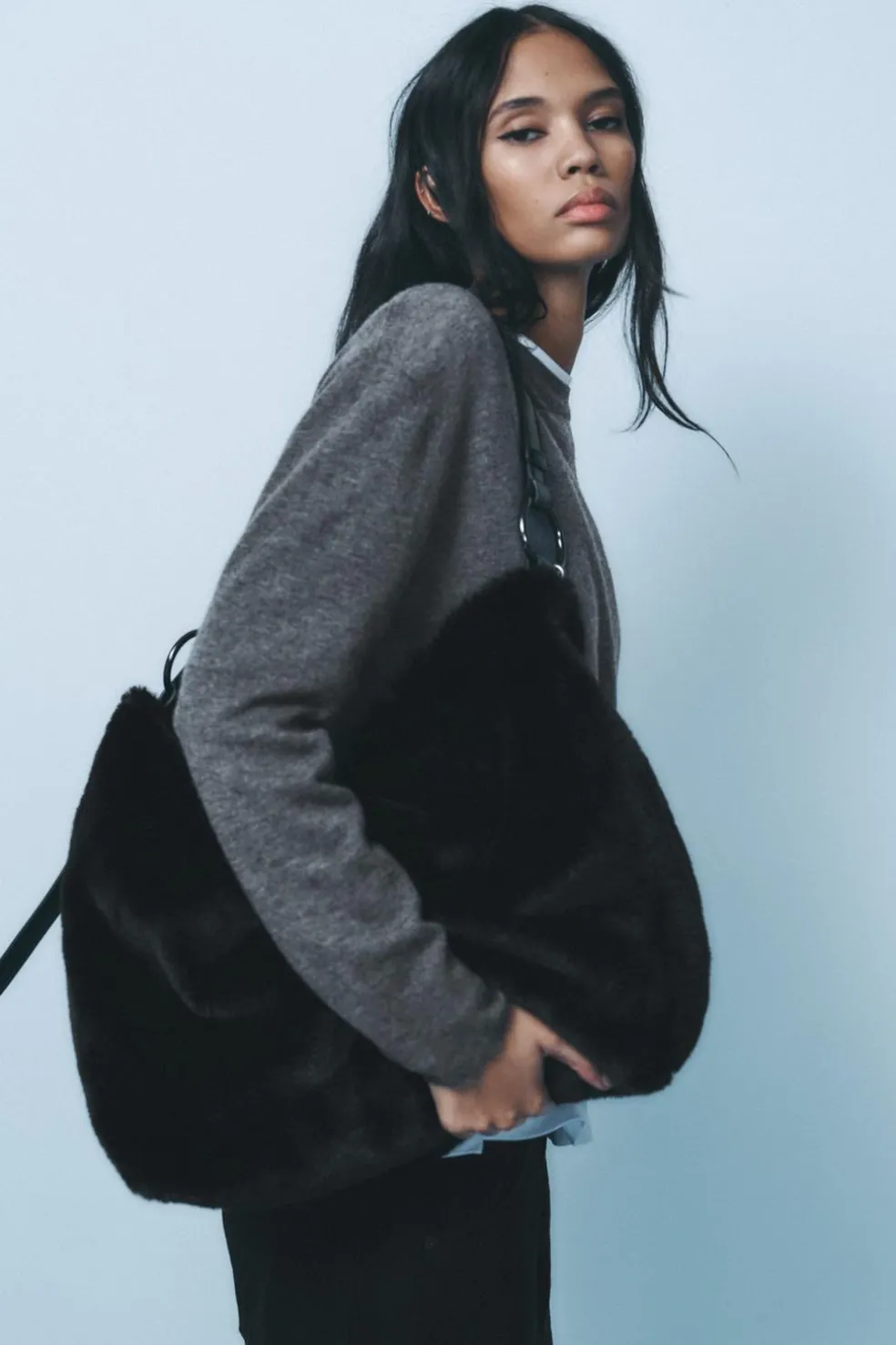 ZARA Winter Layersnew|Malas^MALA TIPO SACO COM EFEITO DE PELO Preto