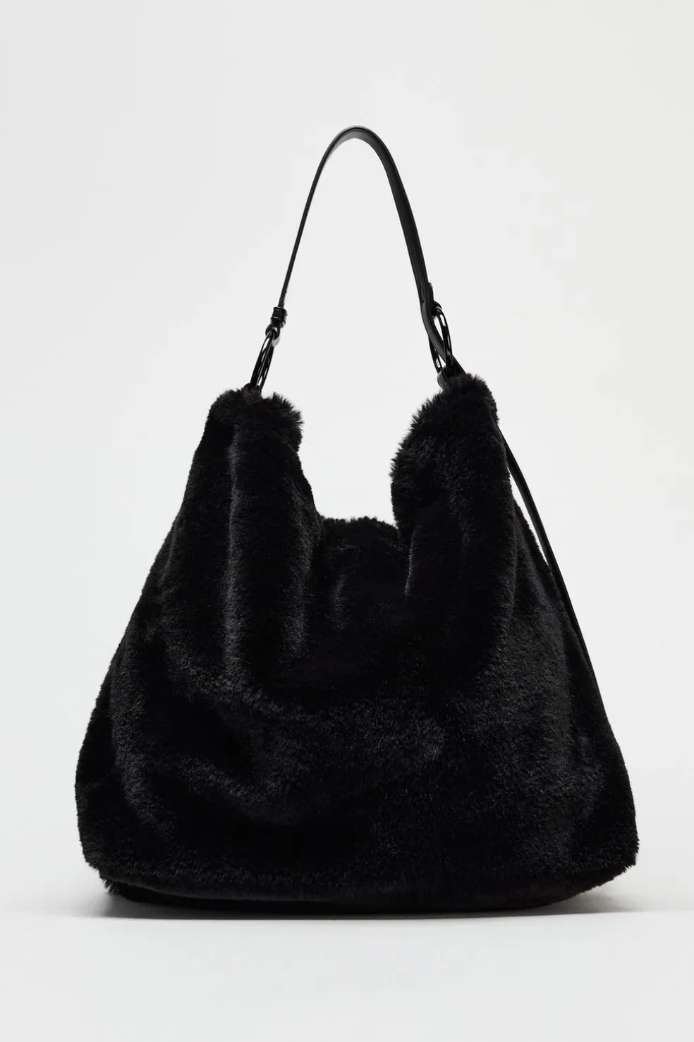 ZARA Winter Layersnew|Malas^MALA TIPO SACO COM EFEITO DE PELO Preto