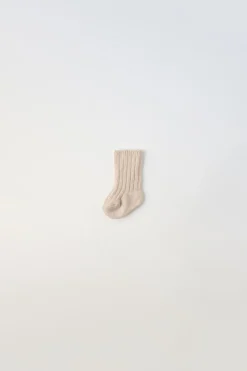 MEIAS NERVURAS ALGODÃO SEDA-ZARA Fashion